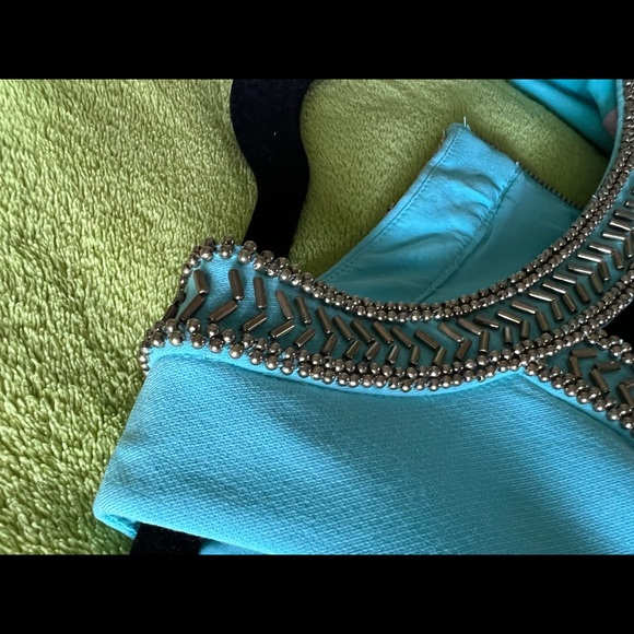 Lilly Pulitzer Women’s Sky Blue Mary Jane Lane Shift Dress with Cut Out - Picture 8 of 15